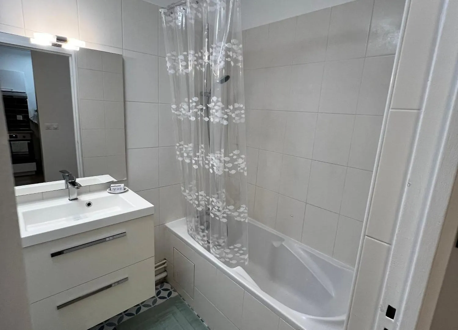 Cozy Apartment - Eiffel Tower Paris 0*,  France